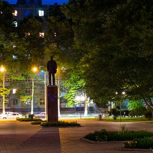 Central-Park-2017-06-28 Lenin