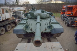 Танк Т-80 в х (2).jpg