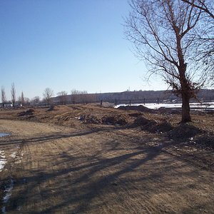 вид на реку Белую у г. Белореченска, газопровод в п. Южный и гору Лысую, январь 2008.JPG