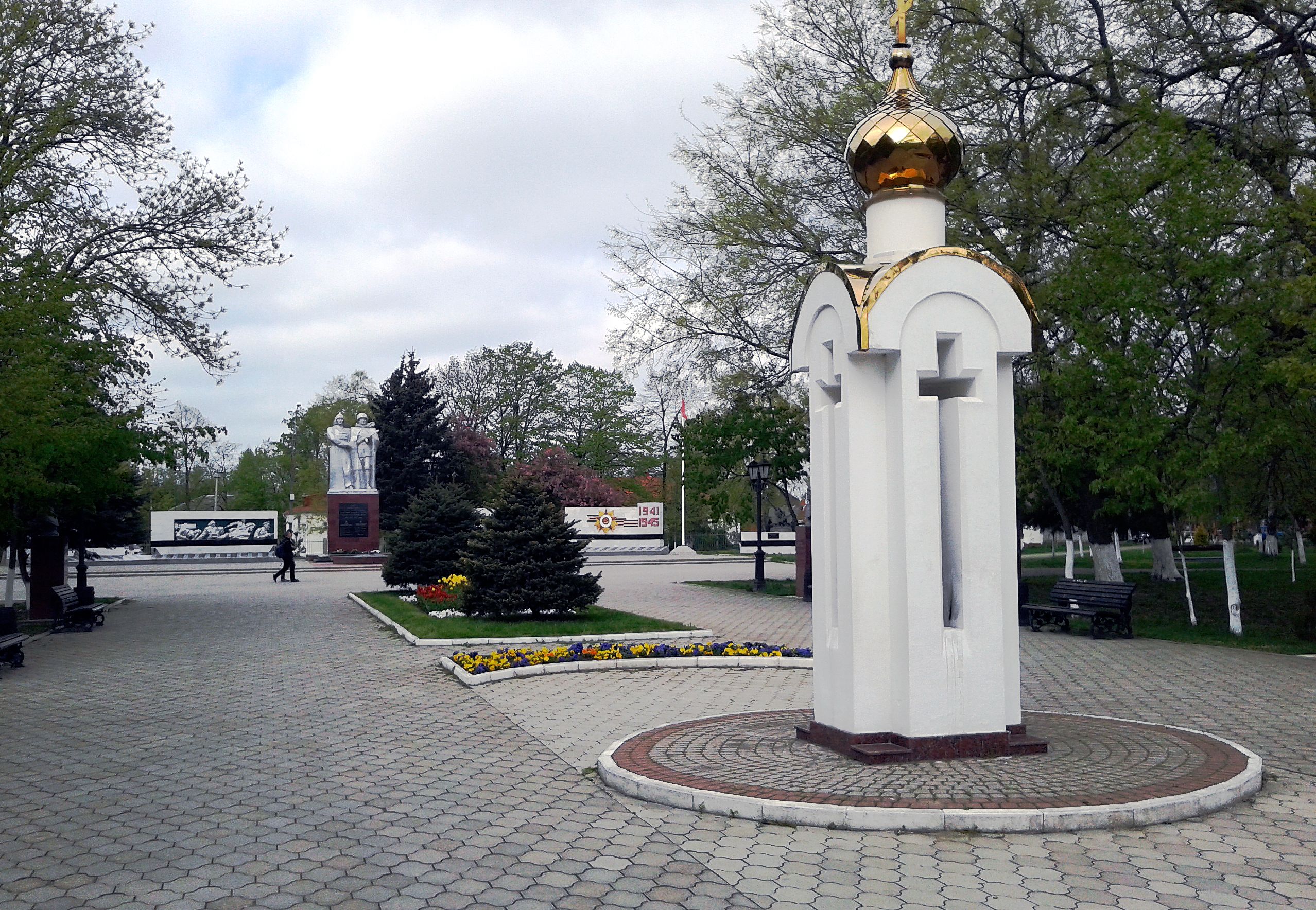 Часовенка в Парке Победы