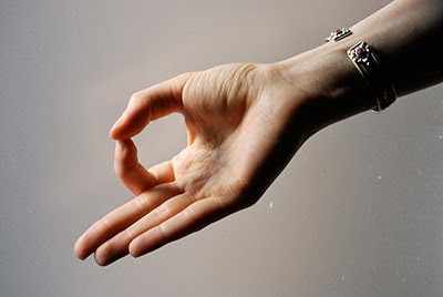 hand-mudra.jpg