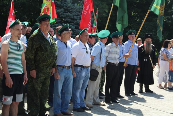 3Cbf8p2e1FA.jpg